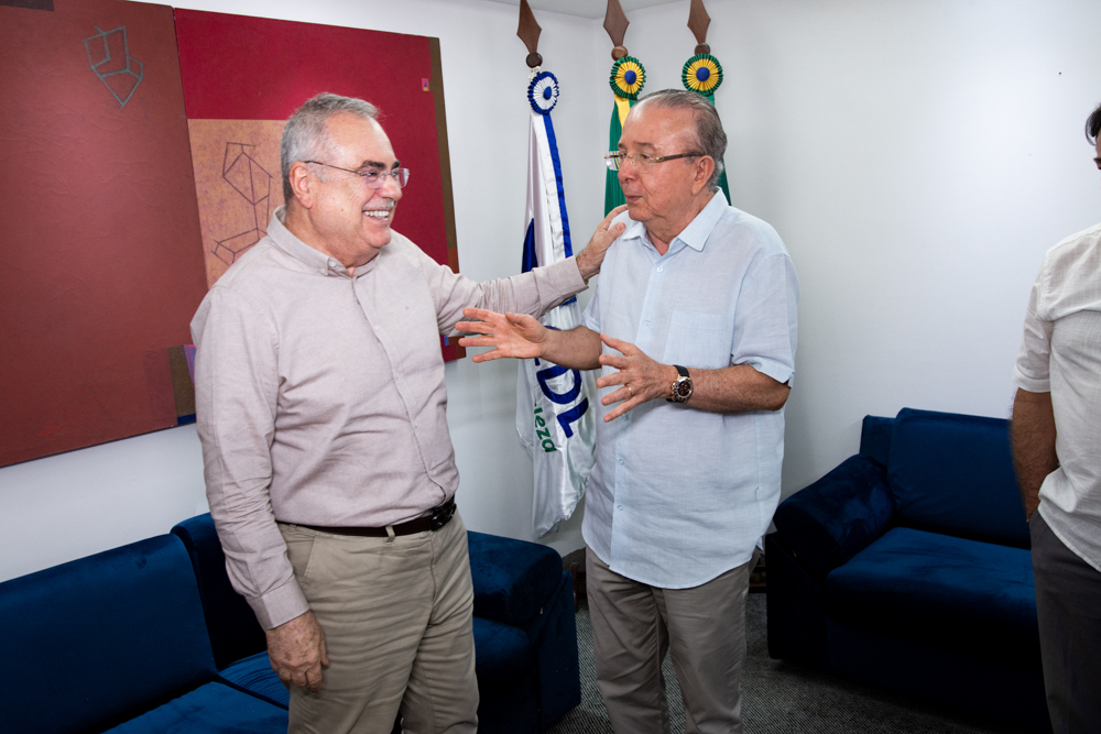 Assis Cavalcante E Antônio José Mello