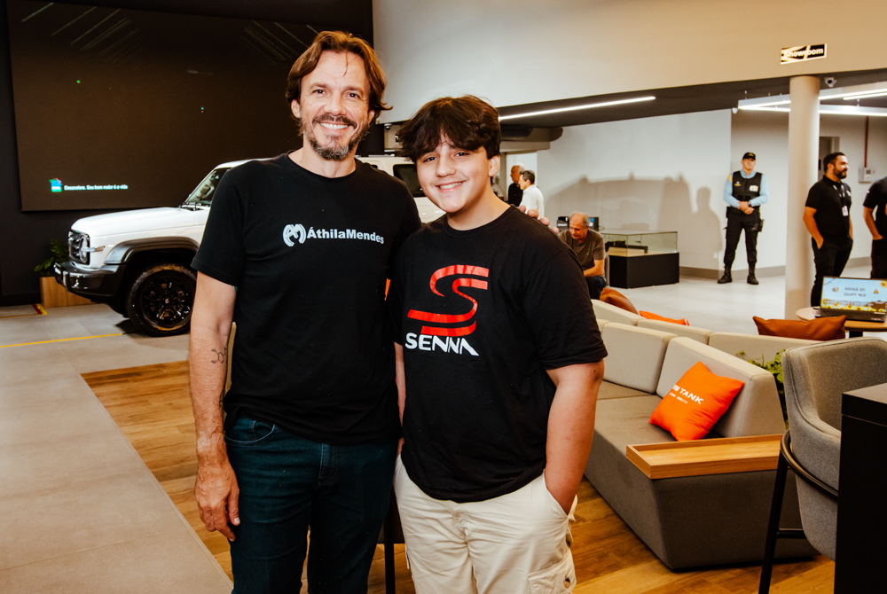 Áthila E Arthur Mendes