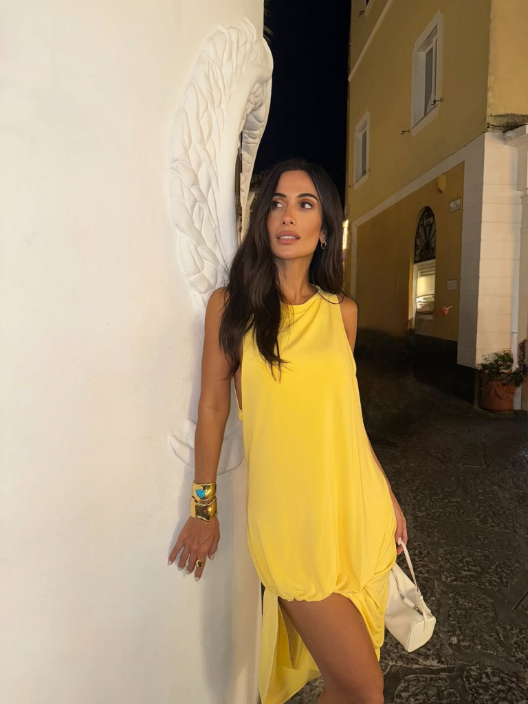 Capri 💛@jacquemus @aquazzura