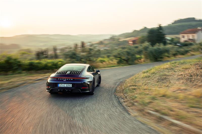 Carrera 4 Gts Edição '40 Anni Porsche Italia'