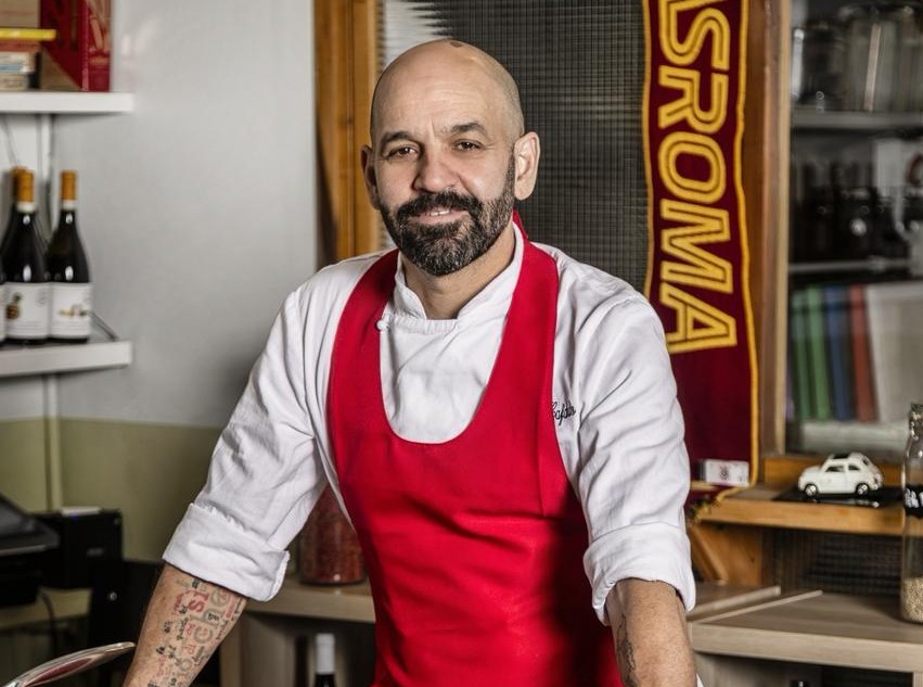 Chef brasileiro vira referência em Roma com restaurante que fatura R$ 1 milhão por ano