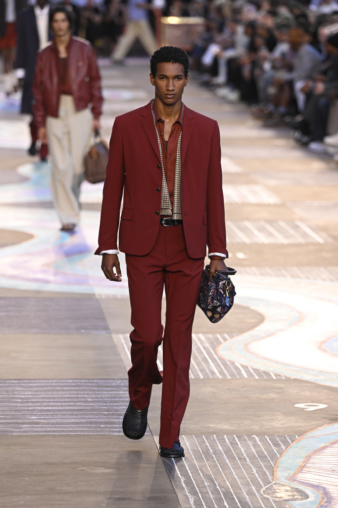 Louis Vuitton: Runway Paris Fashion Week Menswear Spring/summer 2026