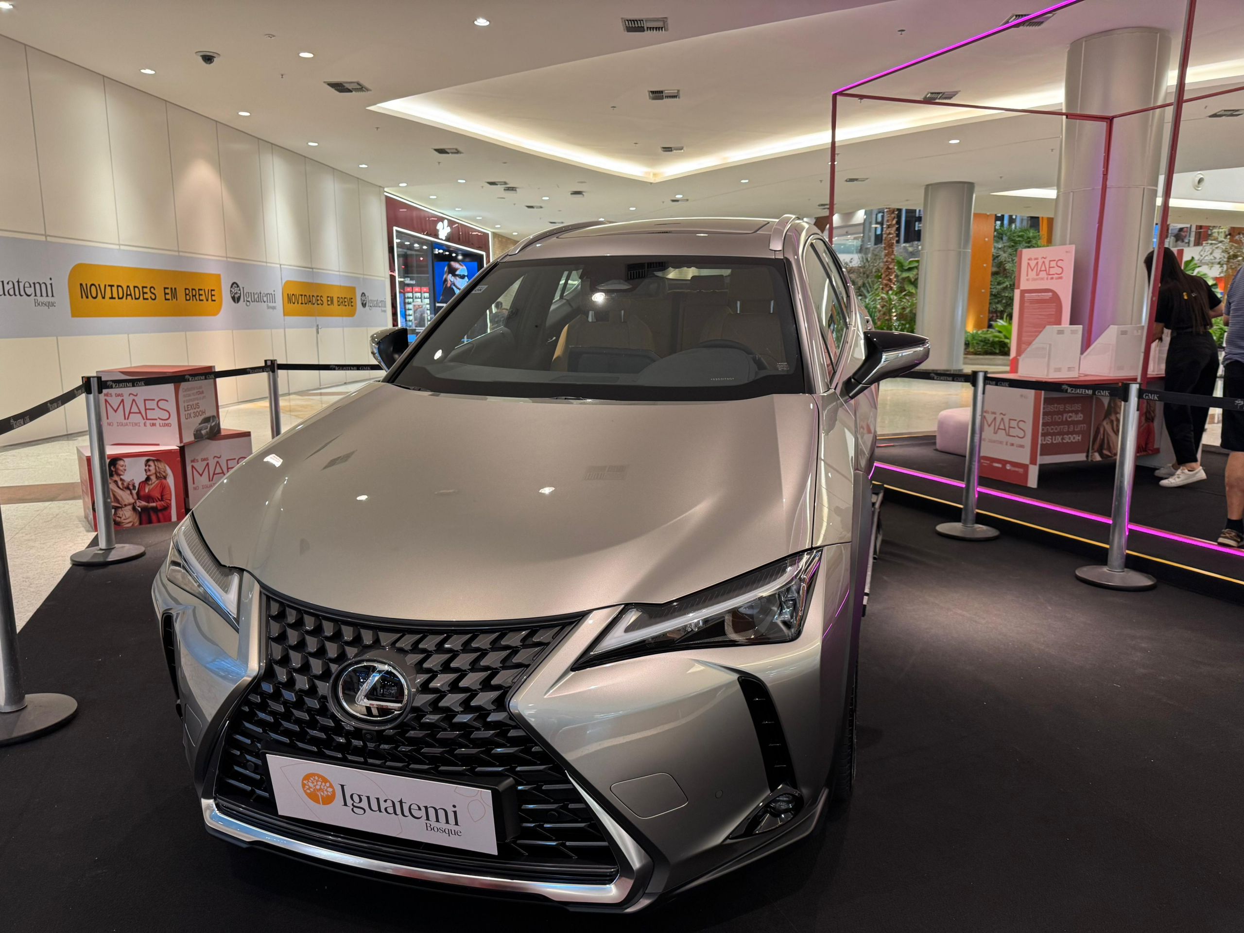 Iguatemi Bosque premia cliente com automóvel Lexus 0 KM em campanha de Dia das Mães