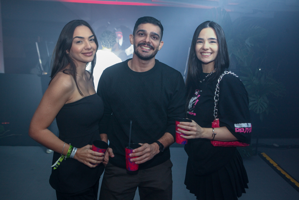 Elisabeth Carneiro, Leonardo Leal E Isabela Carneiro