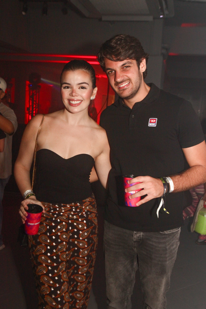 Emanuele Melo E Victor Peixoto