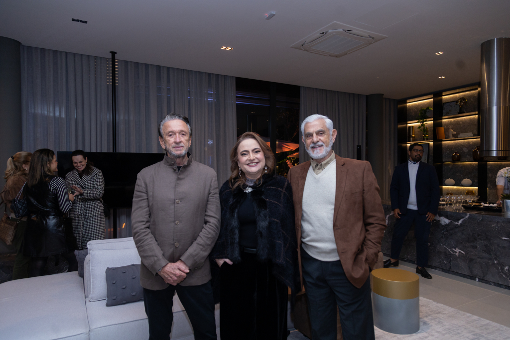 Erivaldo Arraes, Andrea Coelho E Benedito Abud