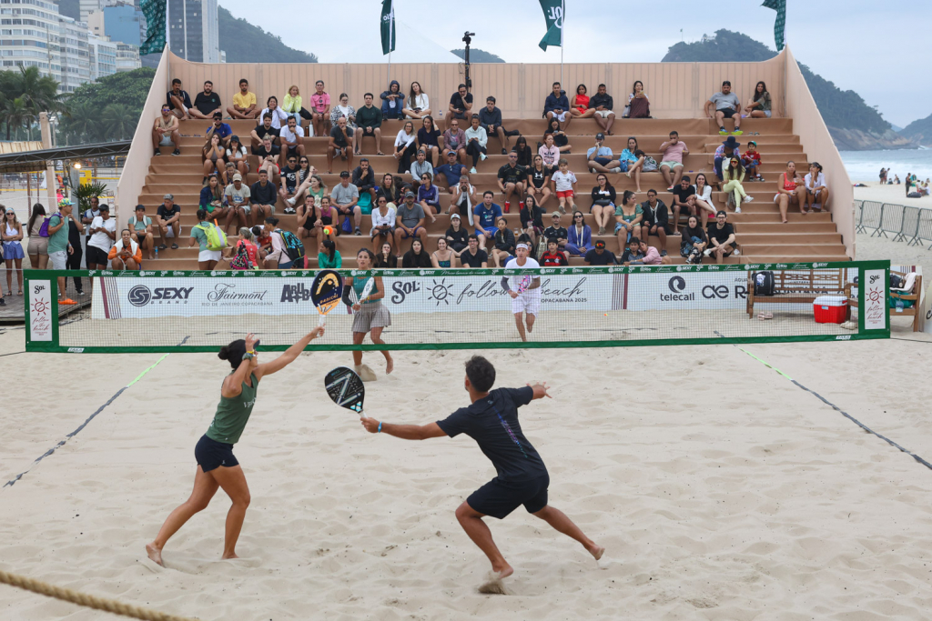 Follow The Beach (2)