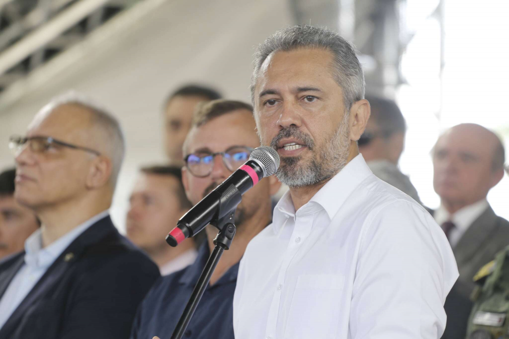 Governador Elmano De Freitas