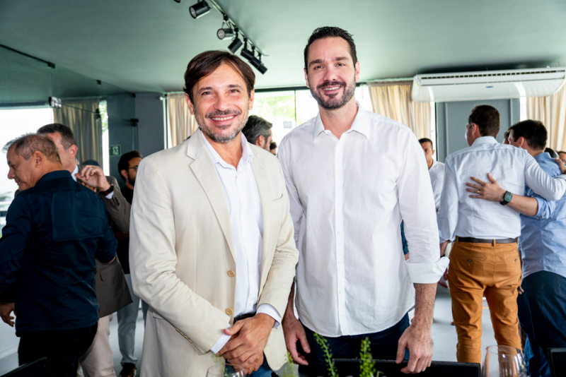 Turismo estratégico - Almoço no Iate Clube de Fortaleza reúne o ministro Celso Sabino e o secretário estadual Eduardo Bismarck