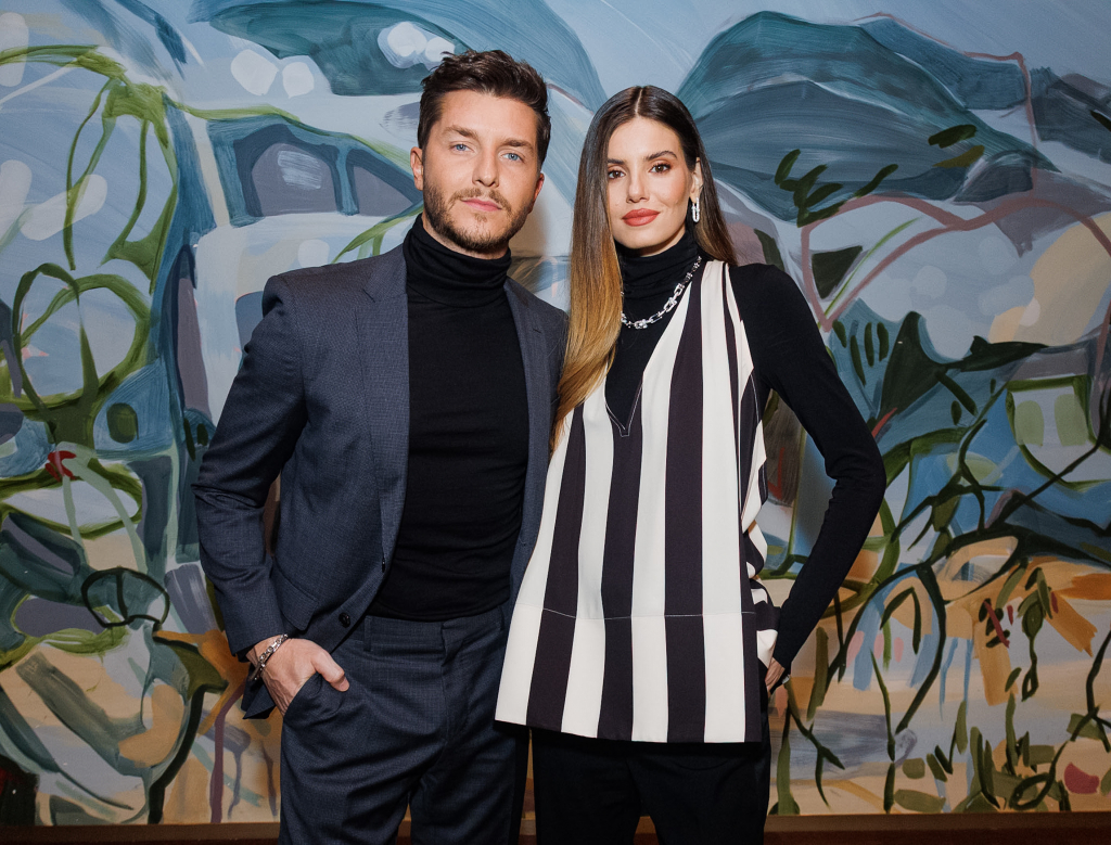 Kleber Toledo E Camila Queiroz