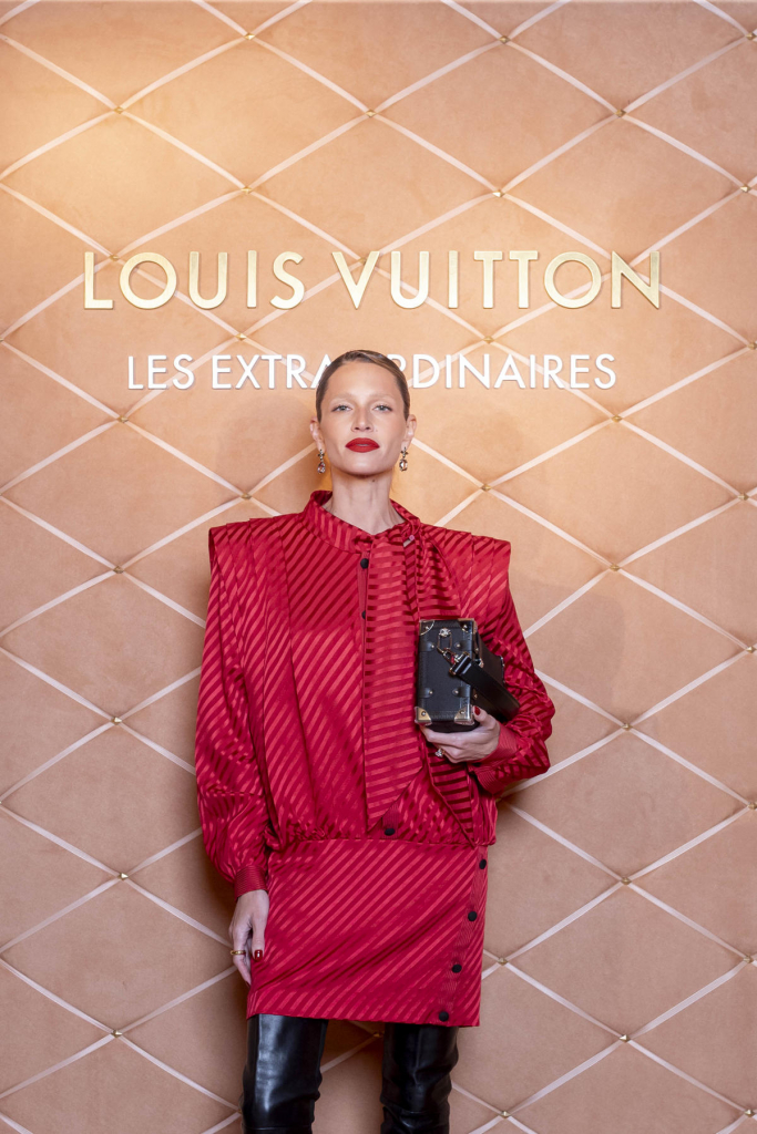 Louis Vuitton Les Extraordinaires Brasil Helena Bordon