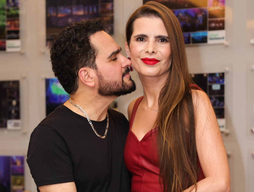 Luciano Camargo Com A Esposa Flávia