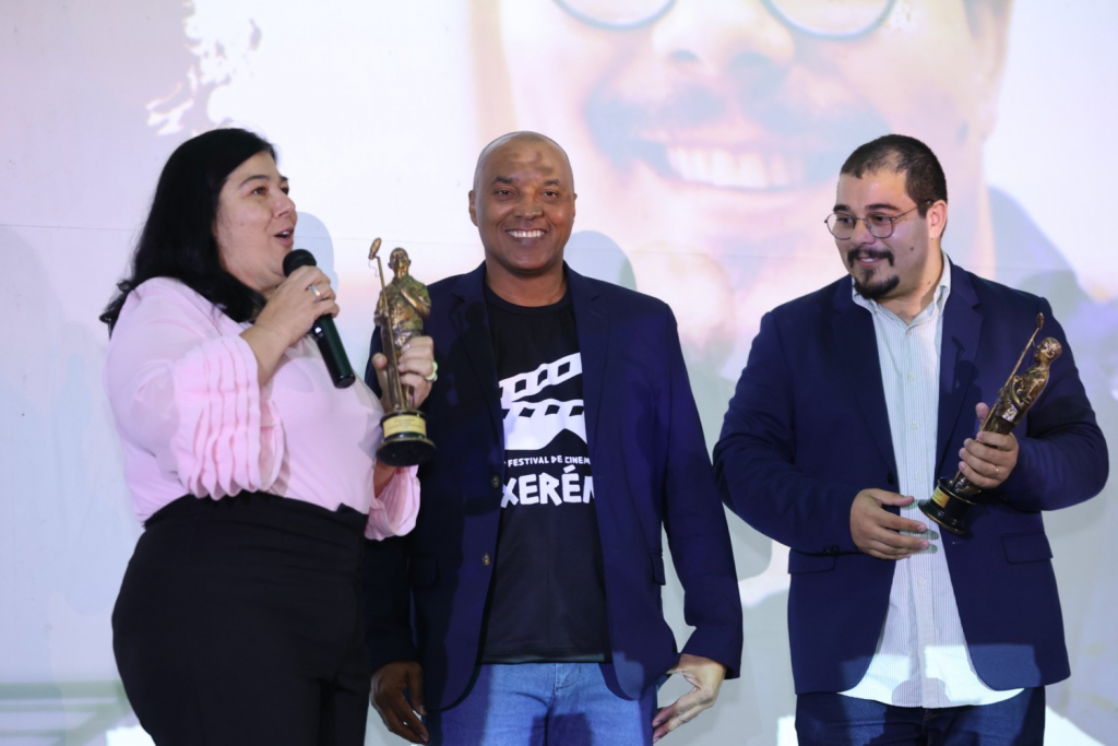 Mônica Silva, Sérgio Assis E Louiiz Carlos Da Silva