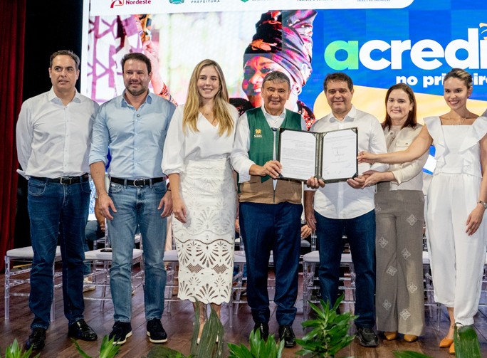 Paulo Camara Leo Couto Jade Romero Wellington Dias Evandro Leitao Cristiane Leitao Gabriella Aguiar E Jose Airton 2