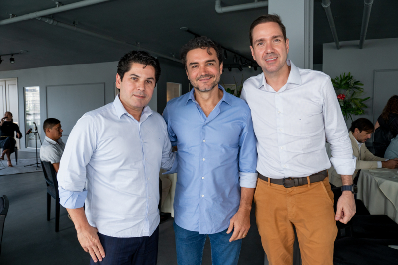 Turismo estratégico - Almoço no Iate Clube de Fortaleza reúne o ministro Celso Sabino e o secretário estadual Eduardo Bismarck