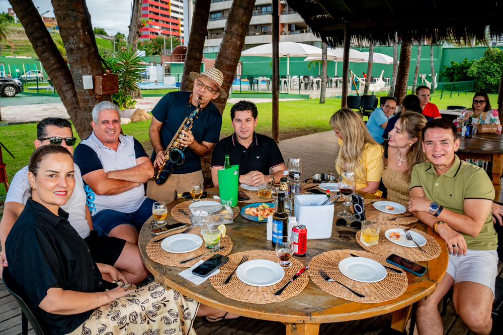 Raquel E Erick Vasconcelos, José Renato Jr. Chris Live Sax, Pompeu Vasconcelos, Mariana Da Fonte, Danielle E Cristiano Peixoto (2)