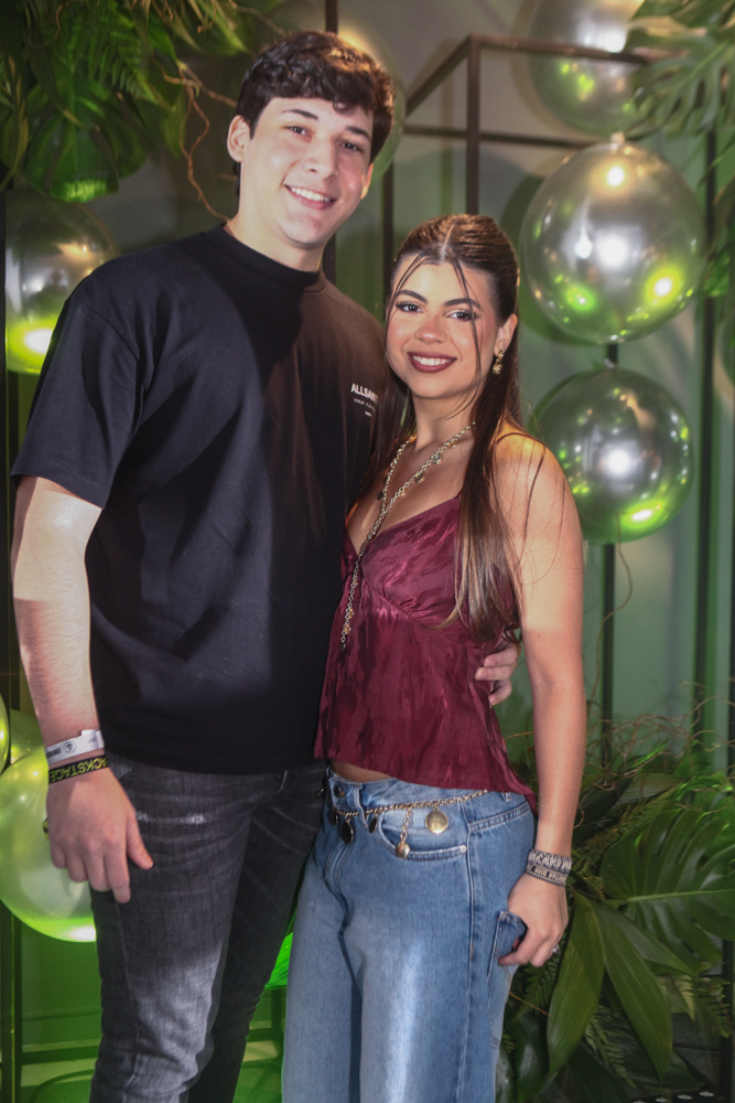 Renan Gomes E Sarah Brigido