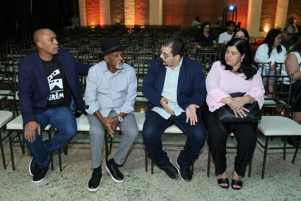 Sérgio Assis, Antonio Pitanga, Louiiz Carlos Da Silva E Mônica Silva