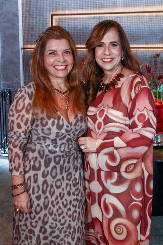 Silvinha Carneiro E Martinha Assunção (3)