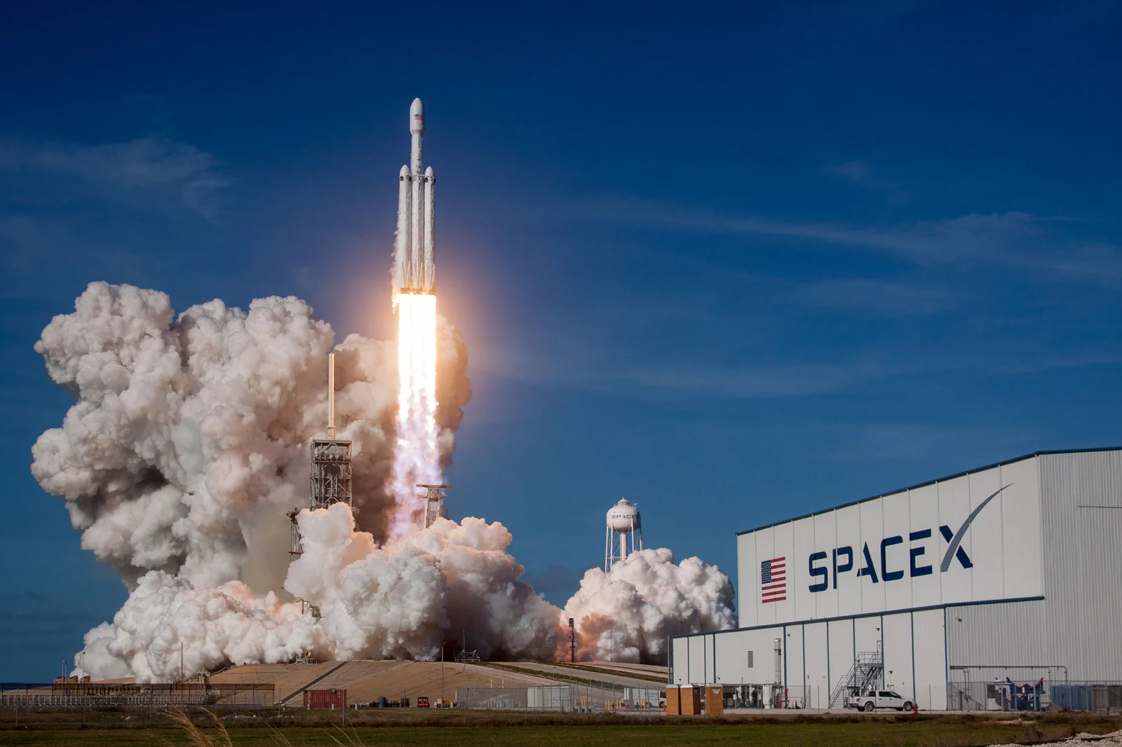 SpaceX mira IPO em 2026 e avalia empresa em até US$ 800 bilhões