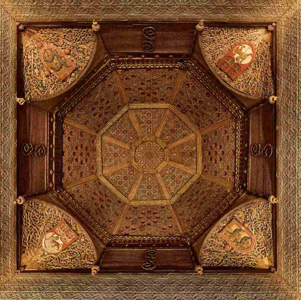 Teto De Torrijos No V&a East Storehouse