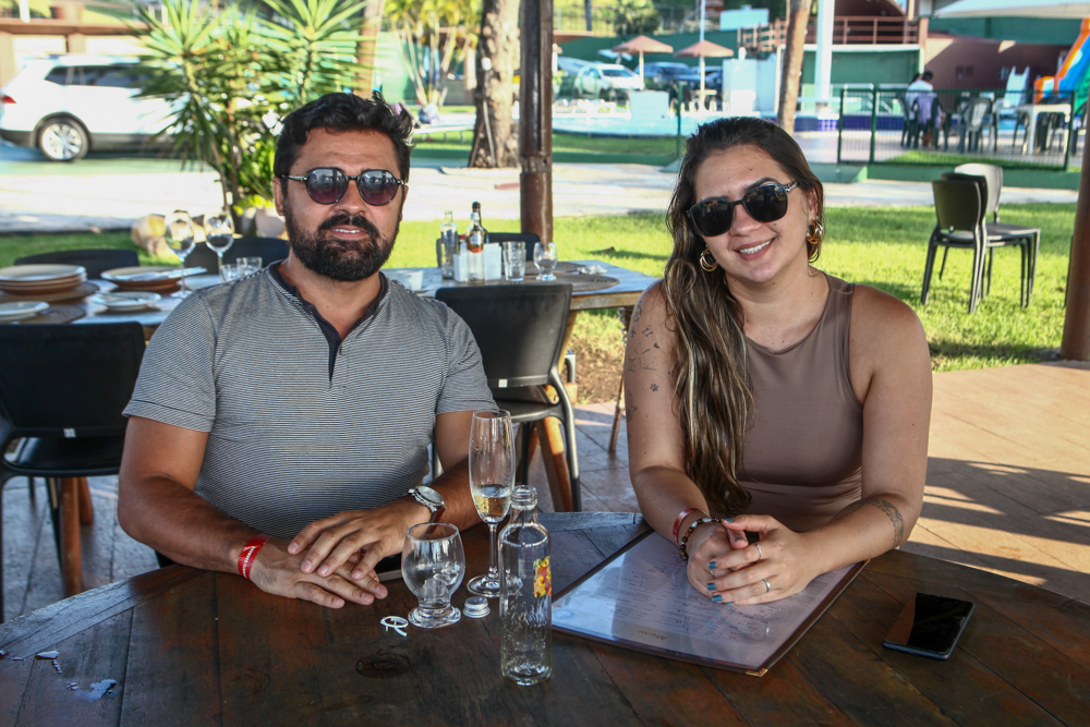 Tiago E Tiara Vasconcelos (2)