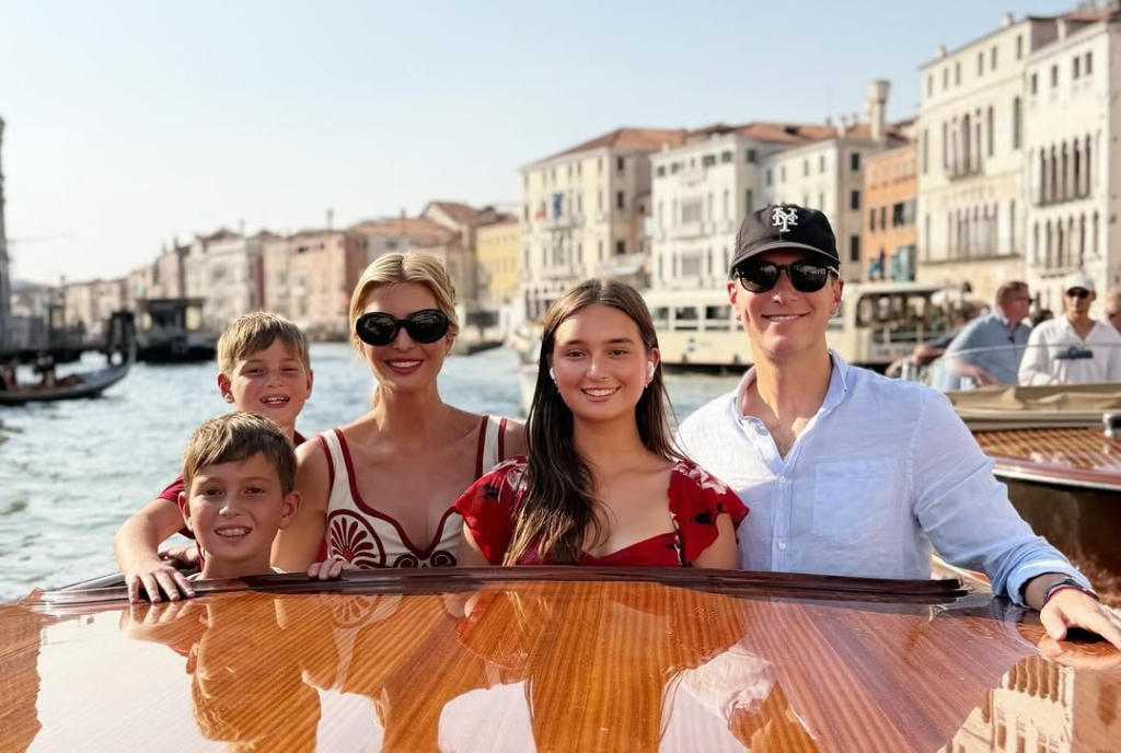 Vanka E Jared Kushner Com Os Filhos Arabella, Joseph E Theodore 2