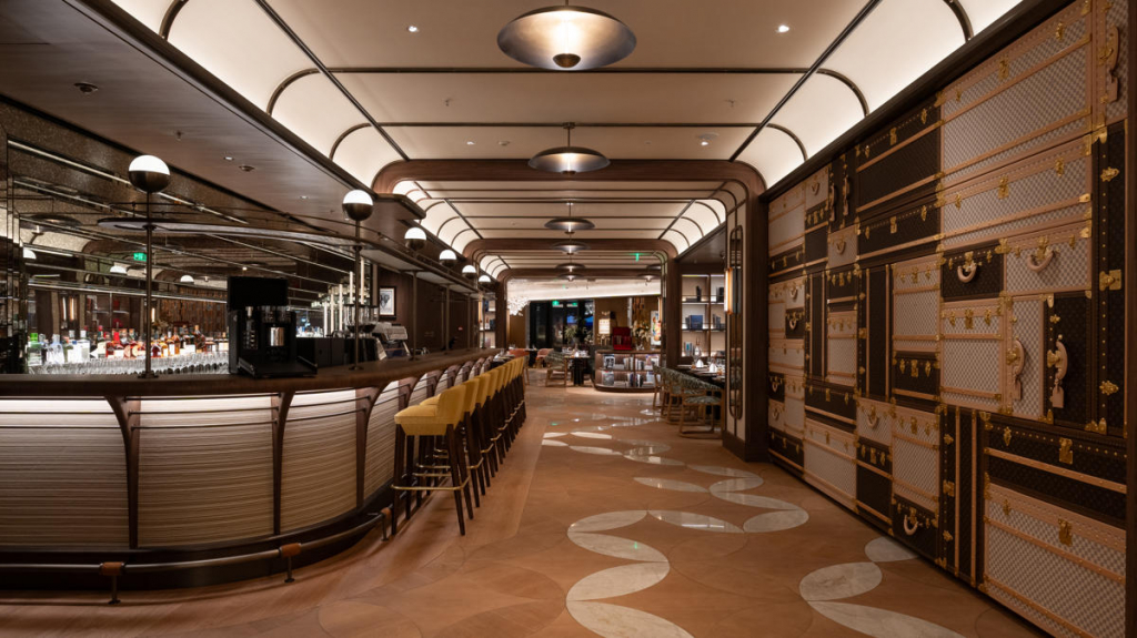 © Louis Vuitton Malletier (16)