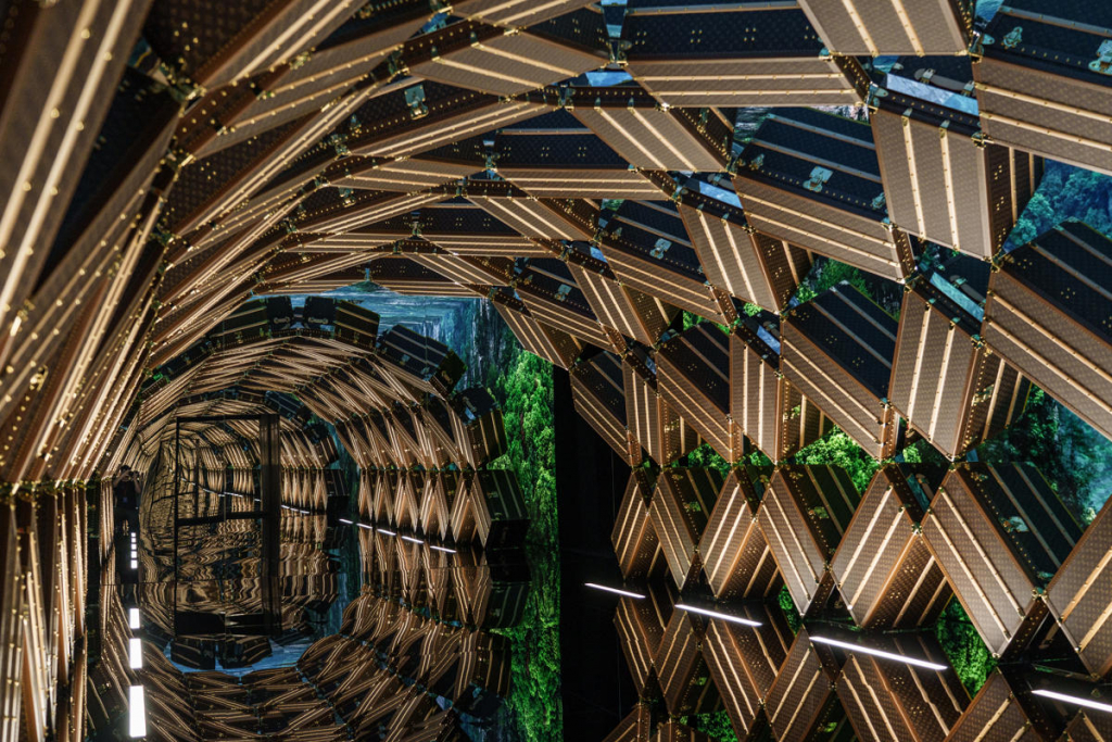 © Louis Vuitton Malletier (46)