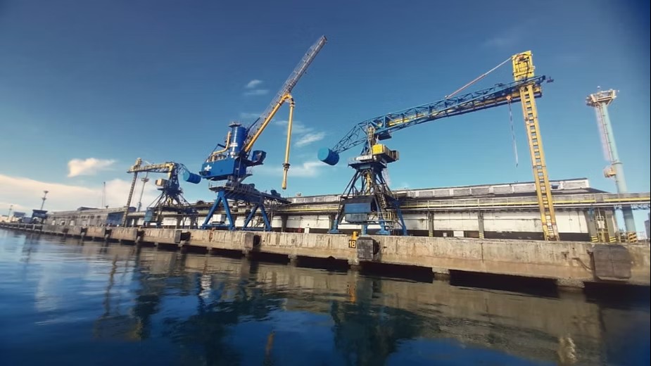 A321a8 6d3687da9e41483a9caca6e3540febbe~mv2