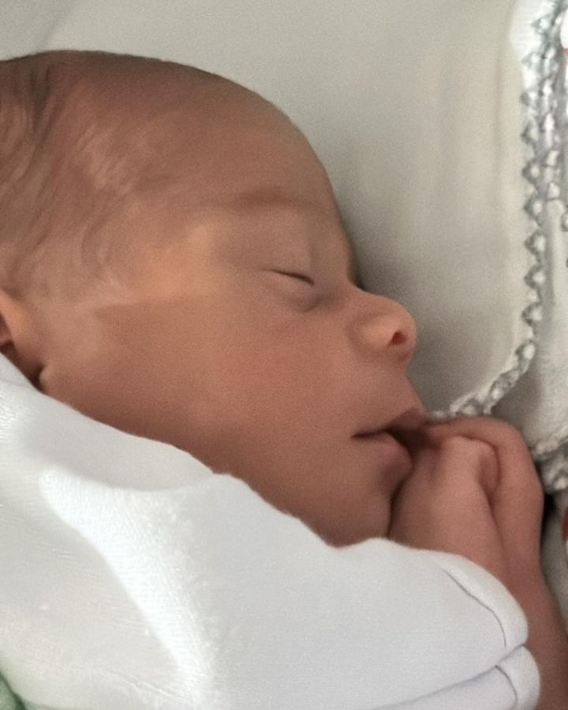 Agradeço A Deus Pela Saúde Do Meu Netinho Antônio Bernardo, Que Nasceu Este Mês, Prematuro, E Já (1)