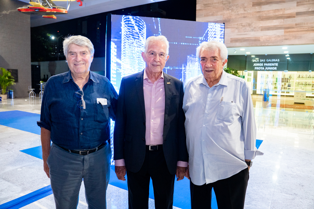 Amarílio Macêdo, Carlos Prado E Roberto Macêdo