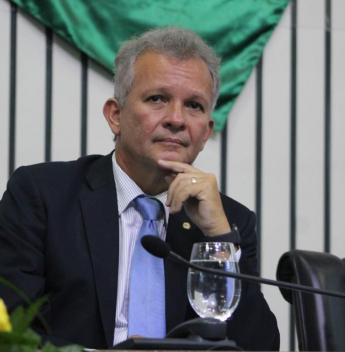André Figueiredo mantém posição entre os mais influentes do Congresso