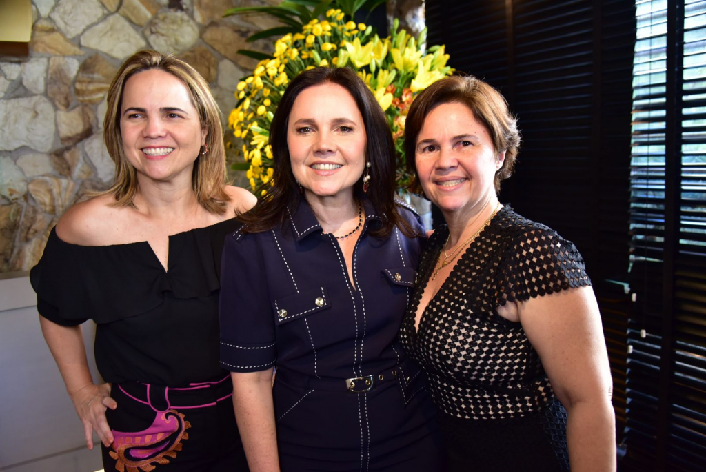 Anne Macedo, Gyna Machado E June Borges