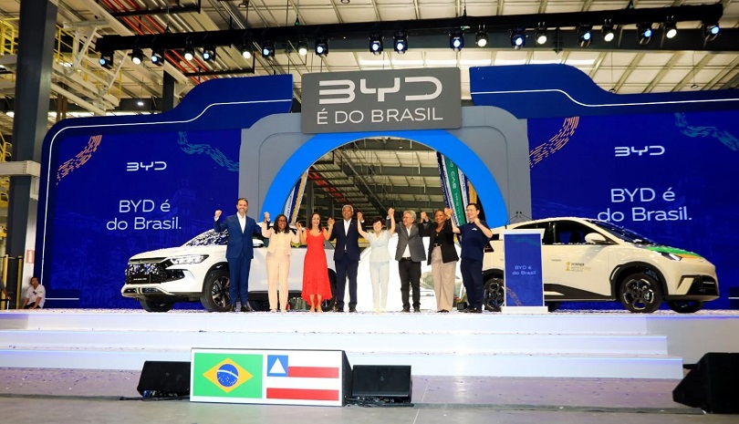 Byd Apresenta Os Primeiros Carros Eletricos Montados Na Fabrica Em Camacari