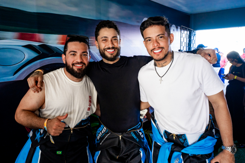 Automobilismo - BYD Carmais apresenta o exclusivo supercarro elétrico Yangwang U9 durante a Corrida das Estrelas