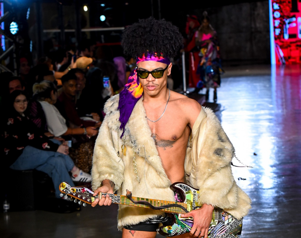 Desfile Fkawallyspunkcouture 6545