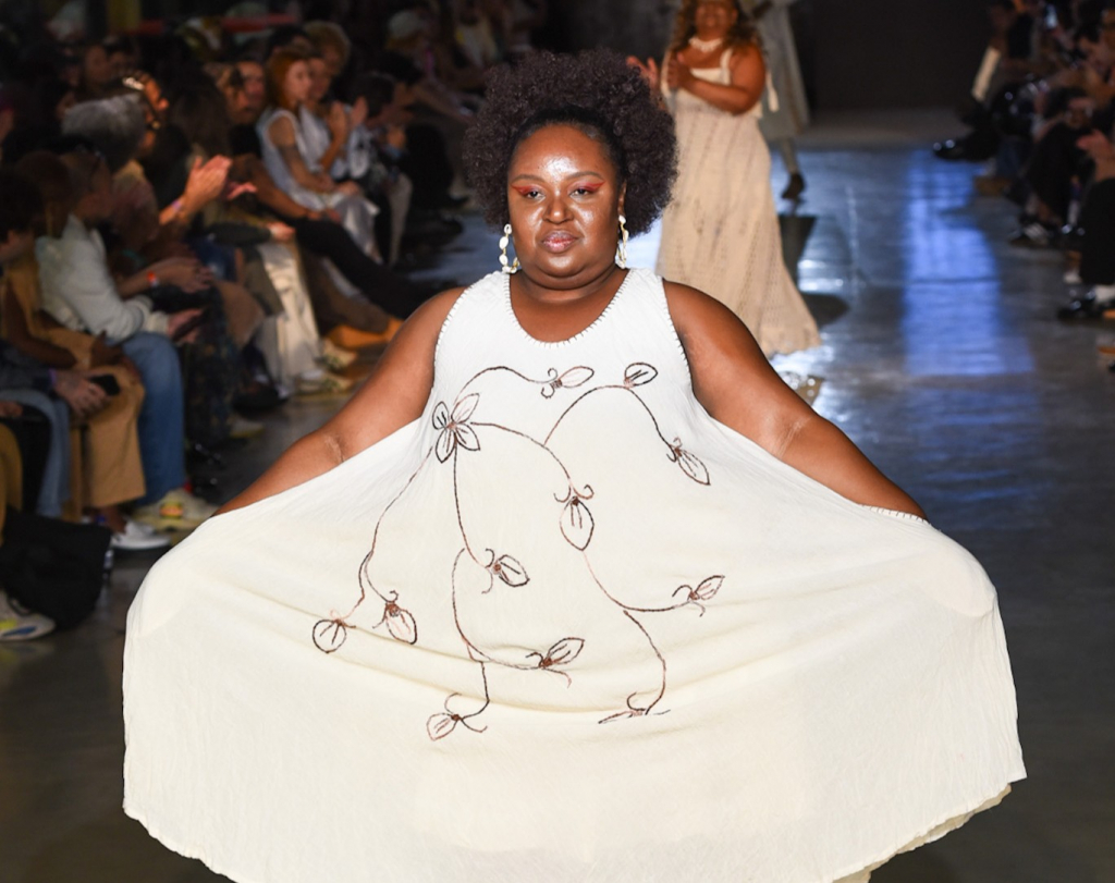 Desfile Marisa Moura