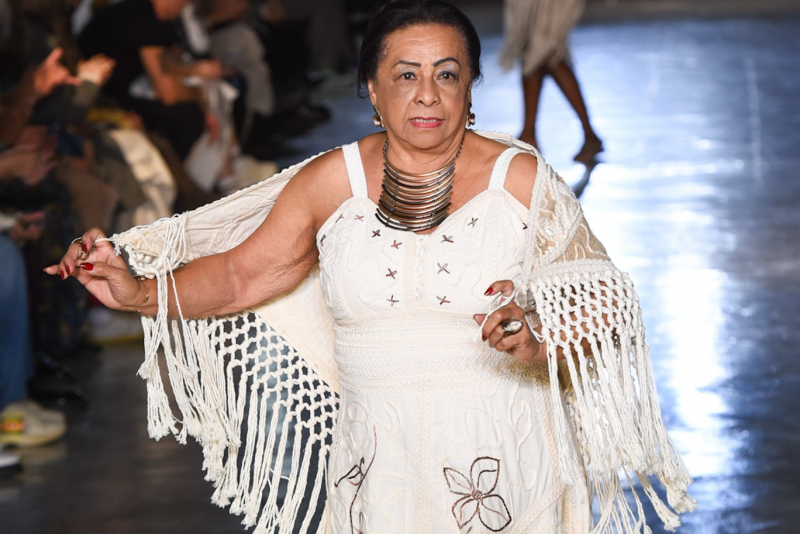 ÚLTIMA NOITE - São Paulo é palco de emoções no encerramento da Casa de Criadores 56