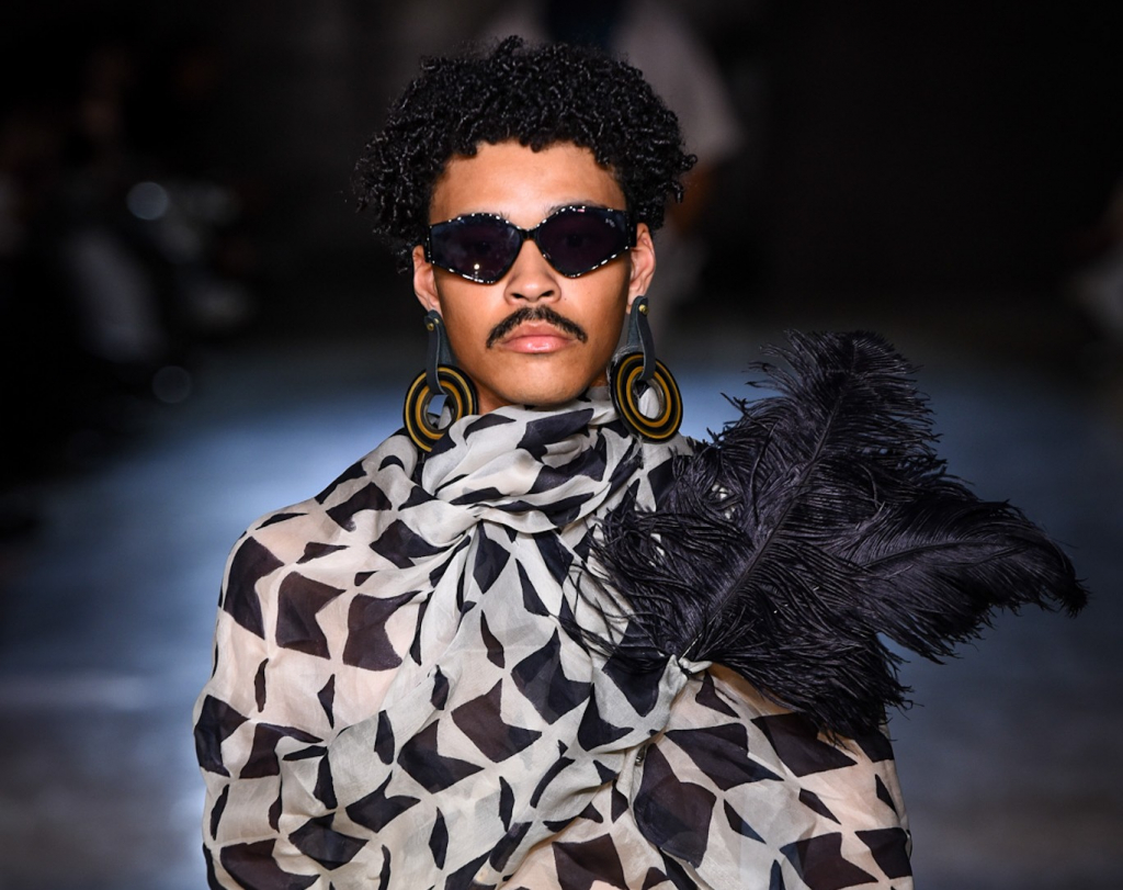 Desfile Notequal 6596