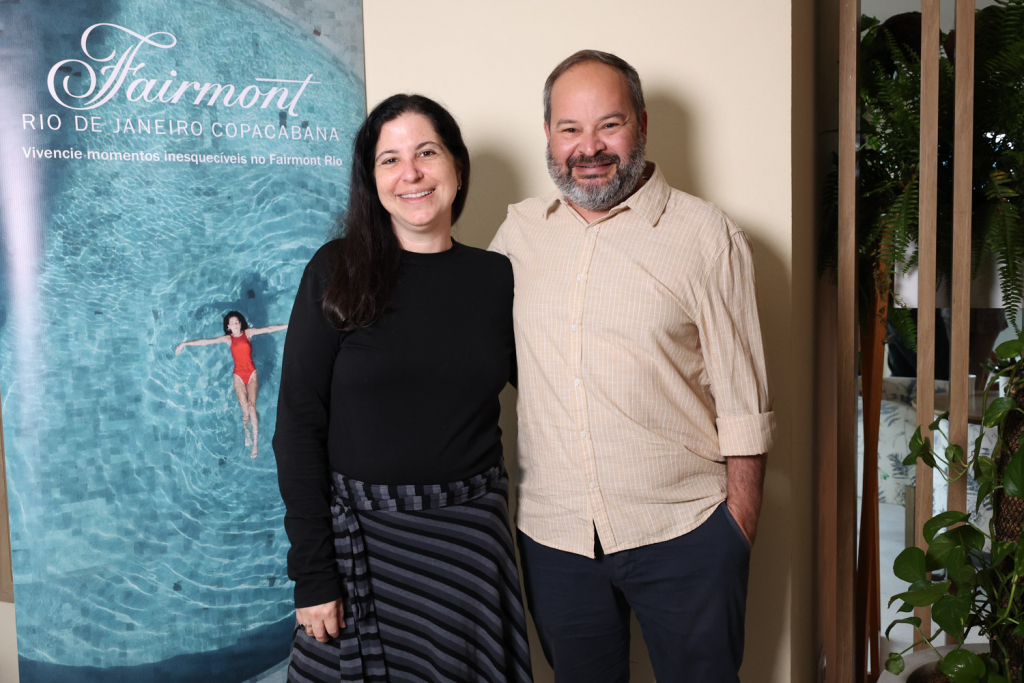 
				Domi Valansi E Márcio Ferreira
				