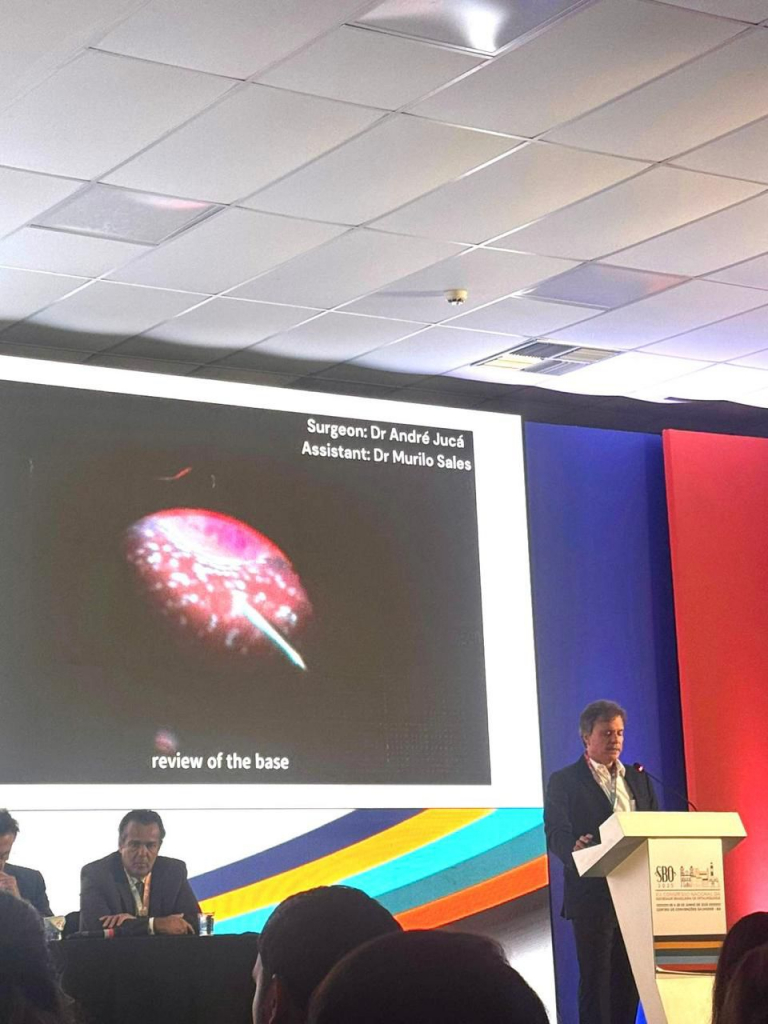 Dr. André Jucá No Maculart 2025, Em Paris