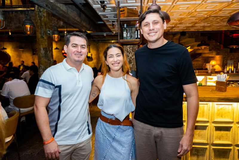 Jornada empreendedora - Encerramento do StartAJE 2025 reúne empresários, jovens talentos e projetos no Hoots Gastropub