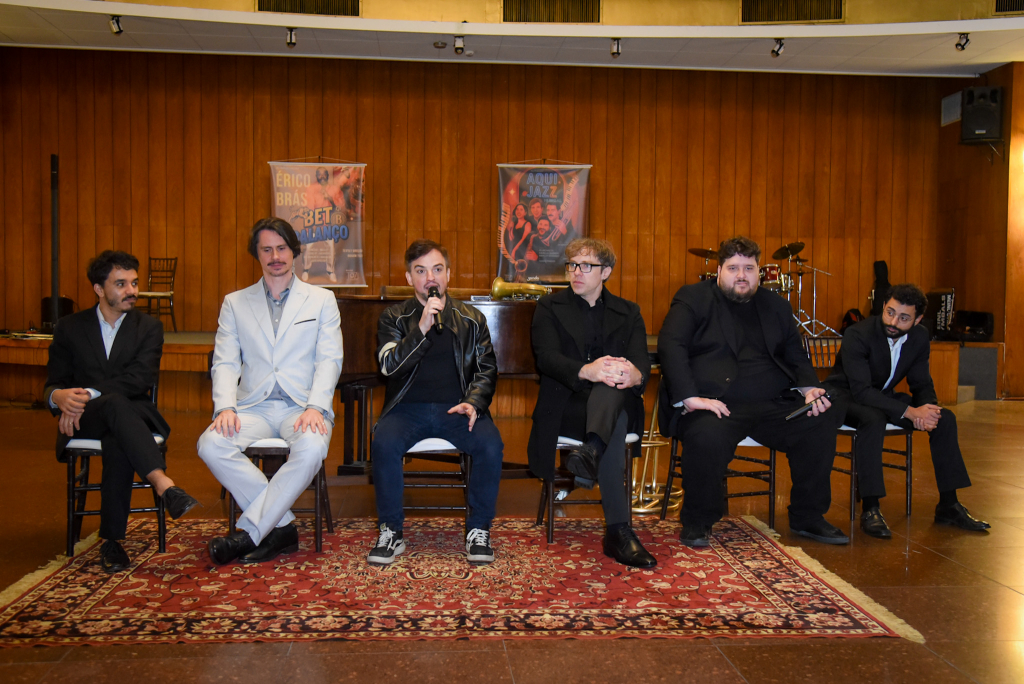 Elenco Aqui Jazz 3940