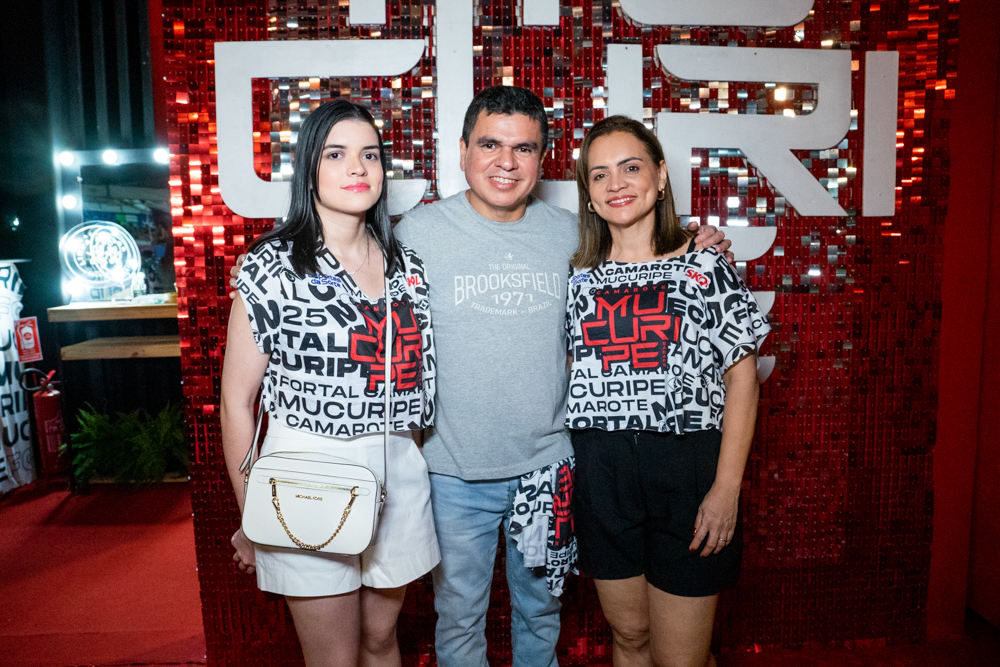 Erika, Chagas E Roberta Vieira