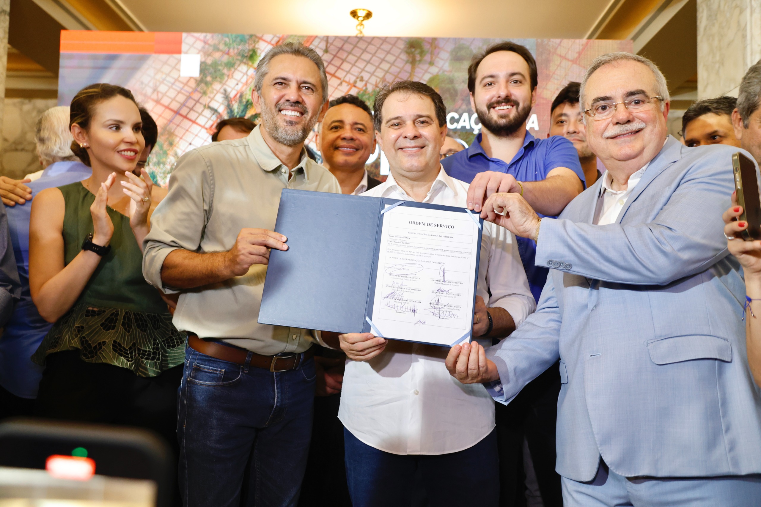Prefeitura autoriza reforma da Praça do Ferreira com apoio do governo estadual e da CDL Fortaleza