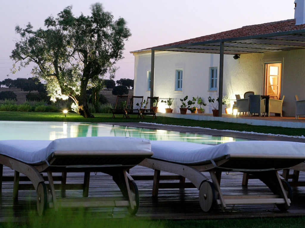 Hotel E Piscina Herdade Da Malhadinha Nova Turismo Do Alentejo