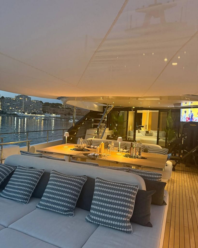 Iate Em Que Cristiano Ronaldo Passa Por Momentos De Descanso