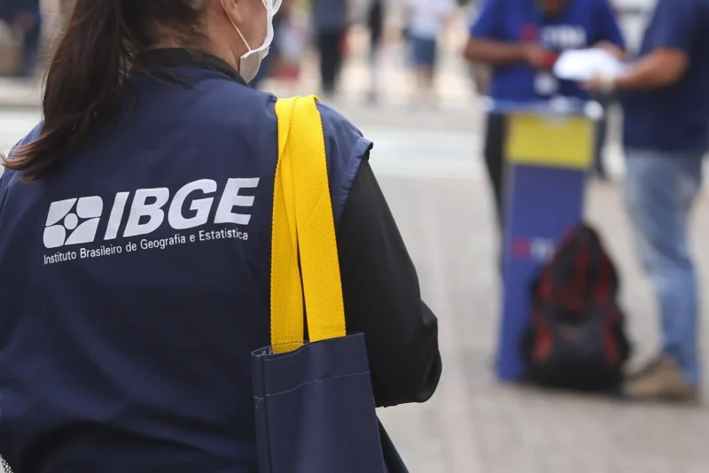IBGE atualiza estatísticas de emprego após revisão demográfica IBGE atualiza estatísticas de emprego após revisão demográfica