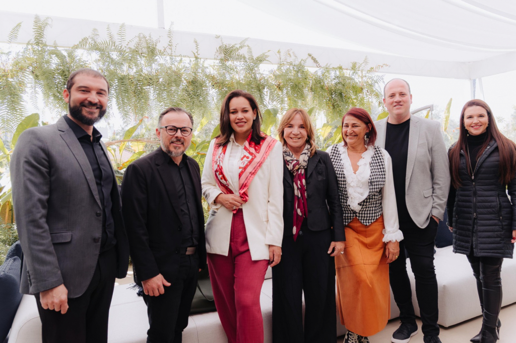 Imersão Evviva Beach & Country Artefacto